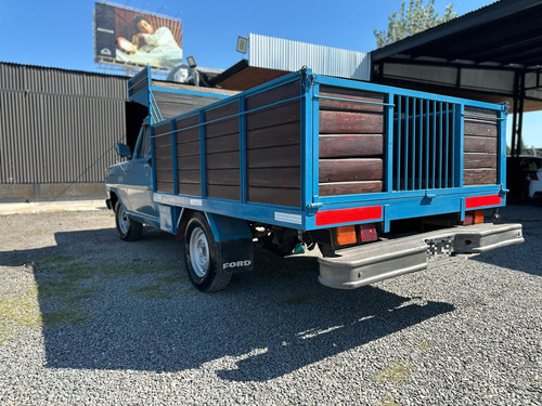 Ford F-100 3.6 Lujo