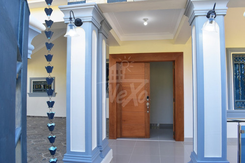 Imagen 8 de 30 de Casa Con Excelente Terminación En Urb. Llanos De Las Charcas, Santiago (jpc-222)
