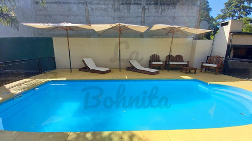 Imagen 10 de 27 de Casa Quinta Con Salón Y Piscina. Leer Descripción!