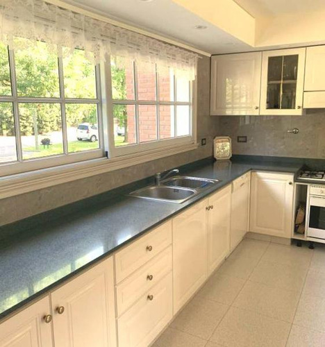 Espectacular Casa En Venta En Country San Diego, Moreno