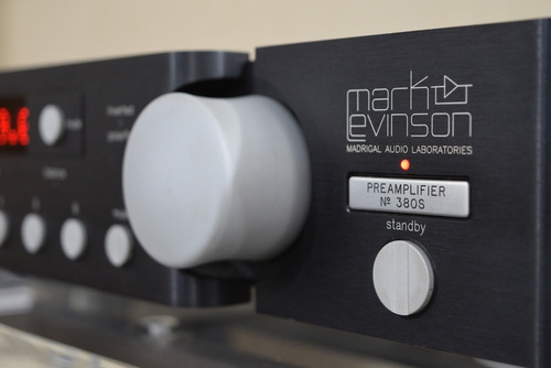 Imagen 3 de 8 de Preamplificador Estereo Marca Mark Levinson Modelo 380s