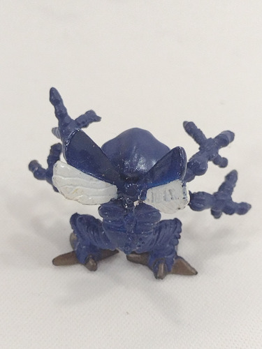 Miniatura Kabuterimon Digimon Bandai Incompleto (Usado)