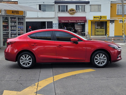 Mazda 3 2.0 Touring
