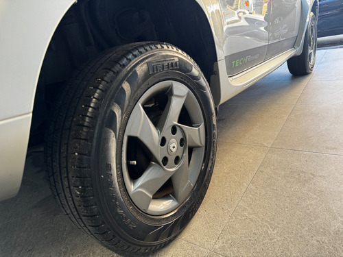 Renault Duster 2.0 16v Techroad Hi-flex Aut. 5p