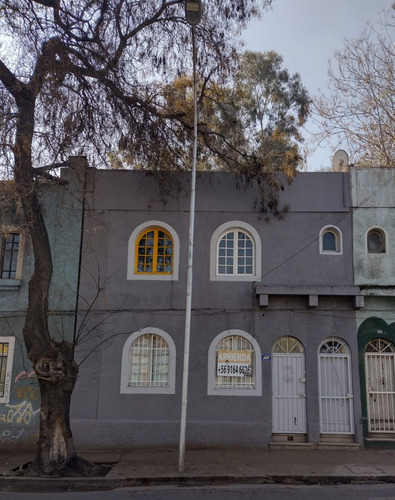 Se Arrienda Casa 4d+2b En Dominica Con Loreto, Recoleta