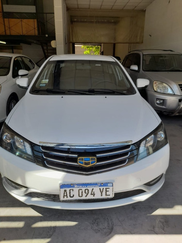 Imagen 3 de 6 de Geely Emgrand Gs Fe3
