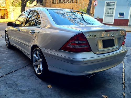 Imagen 5 de 10 de Mercedes-benz Clase C 2.0 C200 Kompressor Sport Edition 2007