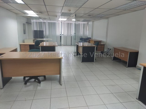 Juan Carlos González. Renta House Carabobo Alquila Oficina Comercial Cc Torre Movilnet Urb. Kerdell Valencia Mls #24-14068 Rah/jcg.