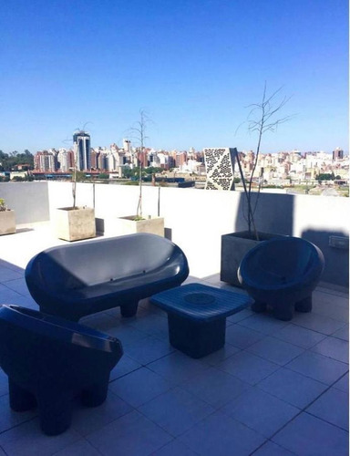 Imagen 8 de 14 de Departamento General Paz Dos Dormitorios Cochera Pileta Sum Gimnasio