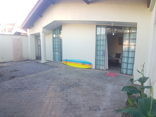 Aceita Estudar Como Parte De Pagamento (imóvel No Guarujá) Casa Localizada A Apenas Uma Quadra Da Praia Da Enseada - Ca00351 - 68097619