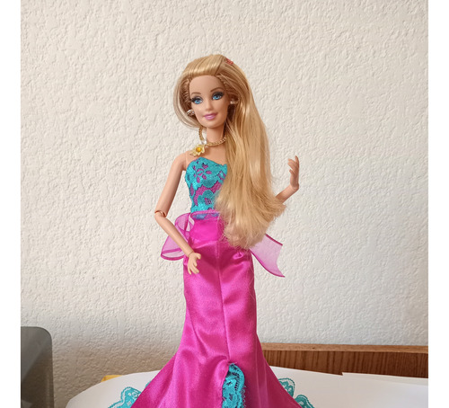 Muñeca Barbie Styles Vestido De Gala Usada