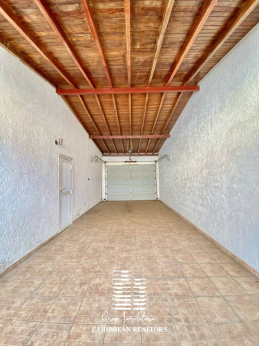 Town House En Alquiler. Conj. Resd Tierra Del Sol