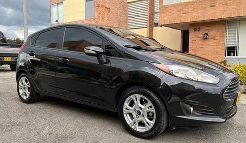 Ford Fiesta 1.6 Hatchback Se