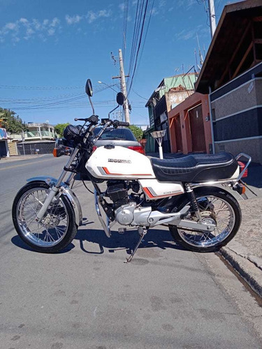 Imagem 5 de 8 de Honda 1984