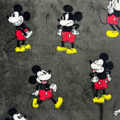 Manta Frazada Con Mangas Mickey Color Gris Oscuro