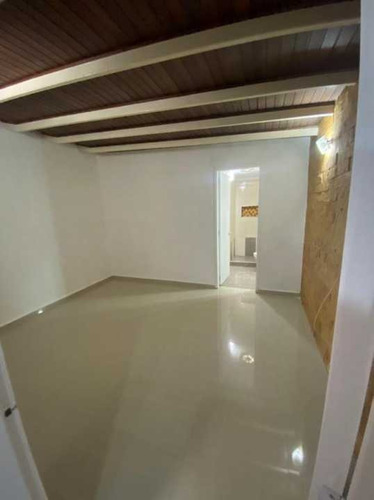 Imagen 15 de 16 de Casa En La Urbanización Terrazas Del Norte Condominio Altamira.