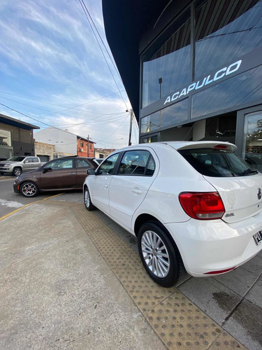 Imagen 14 de 20 de Volkswagen Gol Trend 2016 1.6 Highline 101cv