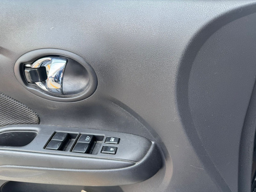 Nissan Versa Advance