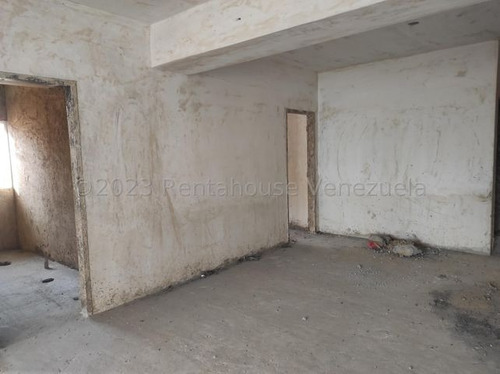 Imagen 16 de 21 de Apartamento En Venta Urb San Isidro, Maracay 23-18980