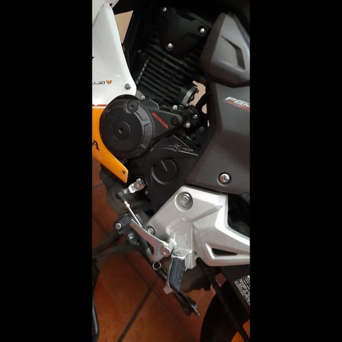 Imagen 13 de 25 de Honda Cb 190 Repsol