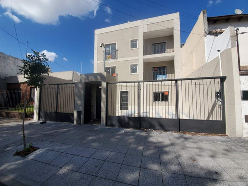 Departamento En Venta En Ramos Mejia Sur