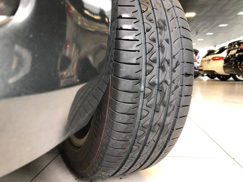 Imagem 14 de 15 de Volkswagen Fox 1.6 Msi Comfortline 8v