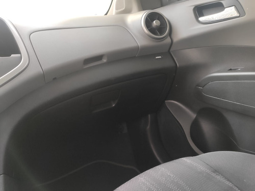 Imagen 6 de 15 de Chevrolet Sonic 2016 1.6 Ltz At