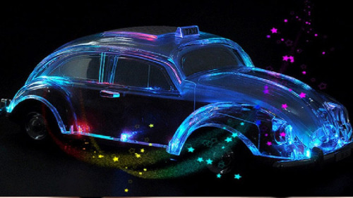 Bocina En Forma De Carro Con Bluetooth Al Azar