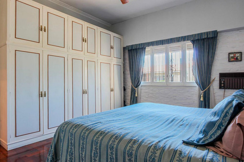 Casa 5 Ambientes En Venta En Haedo Sur