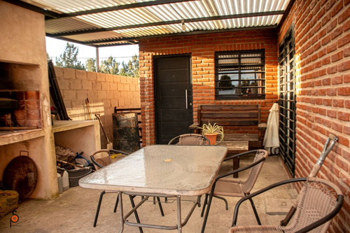 Casa De 3 Dormitorios En Venta