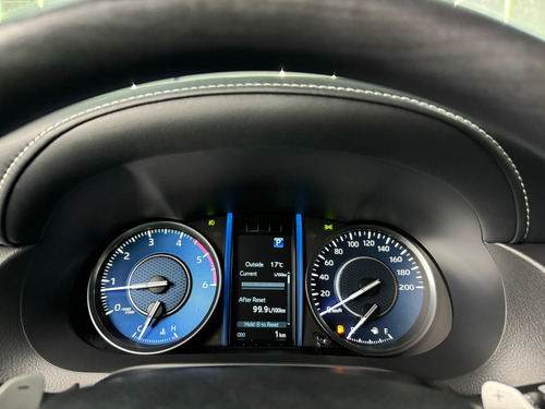 Toyota SW4 2.8 Tdi Srx Platinum 7L 4X4 Aut. 5P