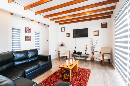 Parcela Con Increible Casa En Yumbel