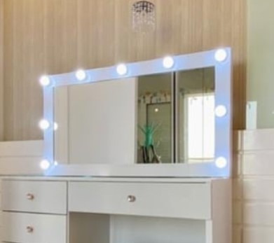 Imagem 3 de 3 de Kit Com 4 Lampadas Bolinha Led