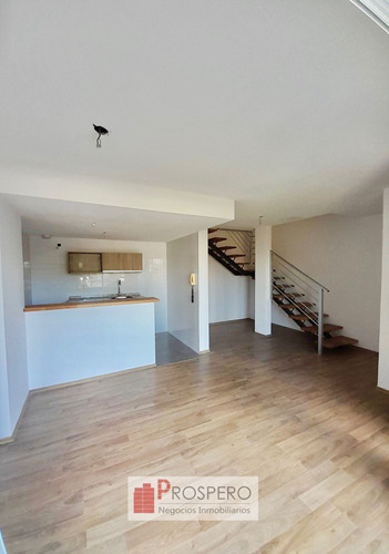 Va1365/p Venta Apto Duplex 2dorm, La Blanqueada   C/ Renta /cochera,