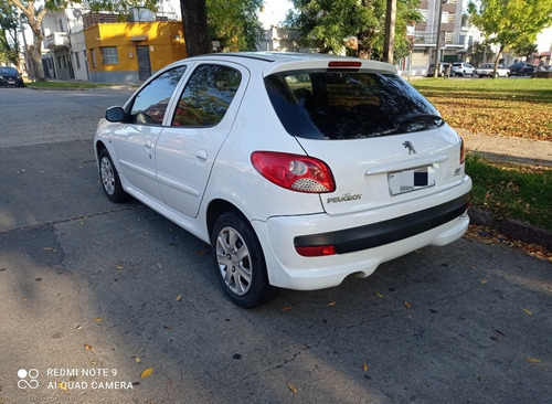 Peugeot 207 Compact Full