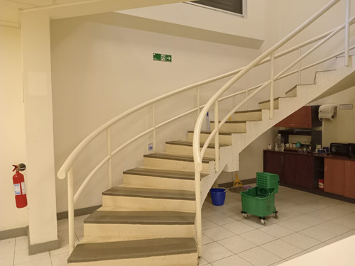 Vrp Arriendo Estupendo Local Comercial Sector Poniente 160uf