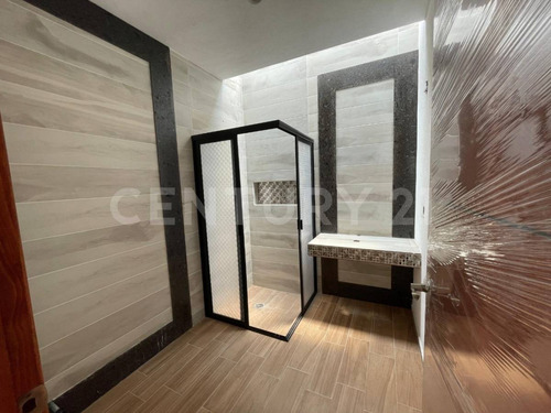 Casa En Venta En Banthí, San Juan Del Río, Querétaro.