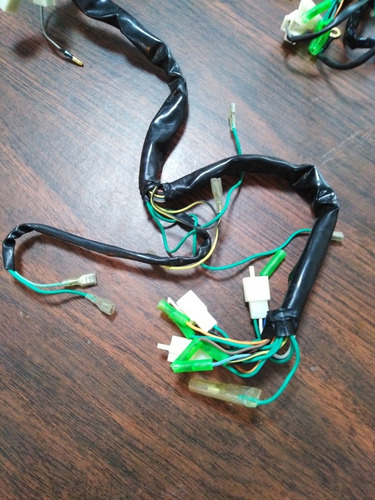 Arnes Eléctrico Rayo Y Custom 250cc 2 Pistones En Línea