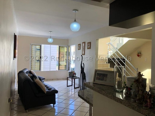 Imagen 10 de 15 de Rentahouse Concepto 0414-412.8424 / 22-17949