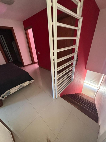 Casa En Venta - 4 Dormitorios 4 Baños - Necochea