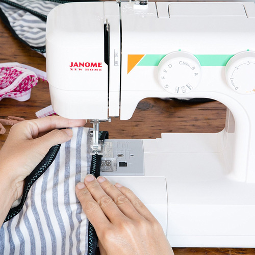 Máquina De Coser Con 15 Puntadas Y Ajuste De Longitud De Pun