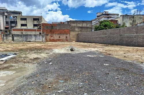 Venta De Grande Terreno En Zona Privilegiada, La Florida, Caracas-libertador