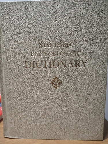 Standard Encyclopedic Dictionary Funk & Wagnalls