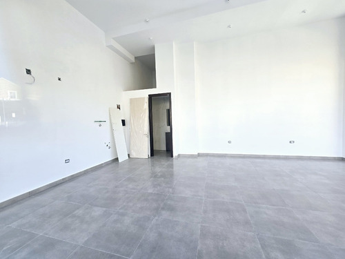 Venta: Local Comercial - 45 M² Con Baño - Centro - Paseo Quattro - Villa Carlos Paz