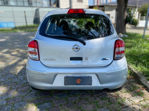 Nissan March 1.0 5p