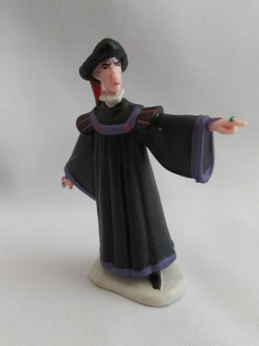 Claude Frollo El Jorobado De Notre Dame Disney 2