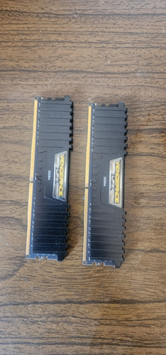 Memoria Ram Ddr4 (2x8gb) 16gb 2400 Mhz Cosair Vengeance