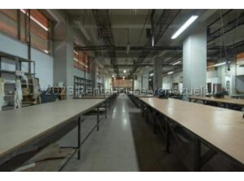 #24-4774 Edificio Industrial En San Martin