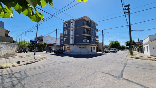 Imagen 1 de 13 de Venta De Departamento 3 Ambientes En Villa Luzuriaga
