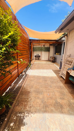 Hermosa Casa De 3 Dormitorios / 2 Baños En Ubicación Ideal
